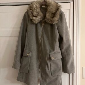 VILA Gray Coat with Faux Fur Collar